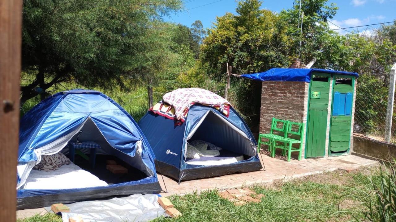 Los Aventureros Hostel Самайпата Екстериор снимка
